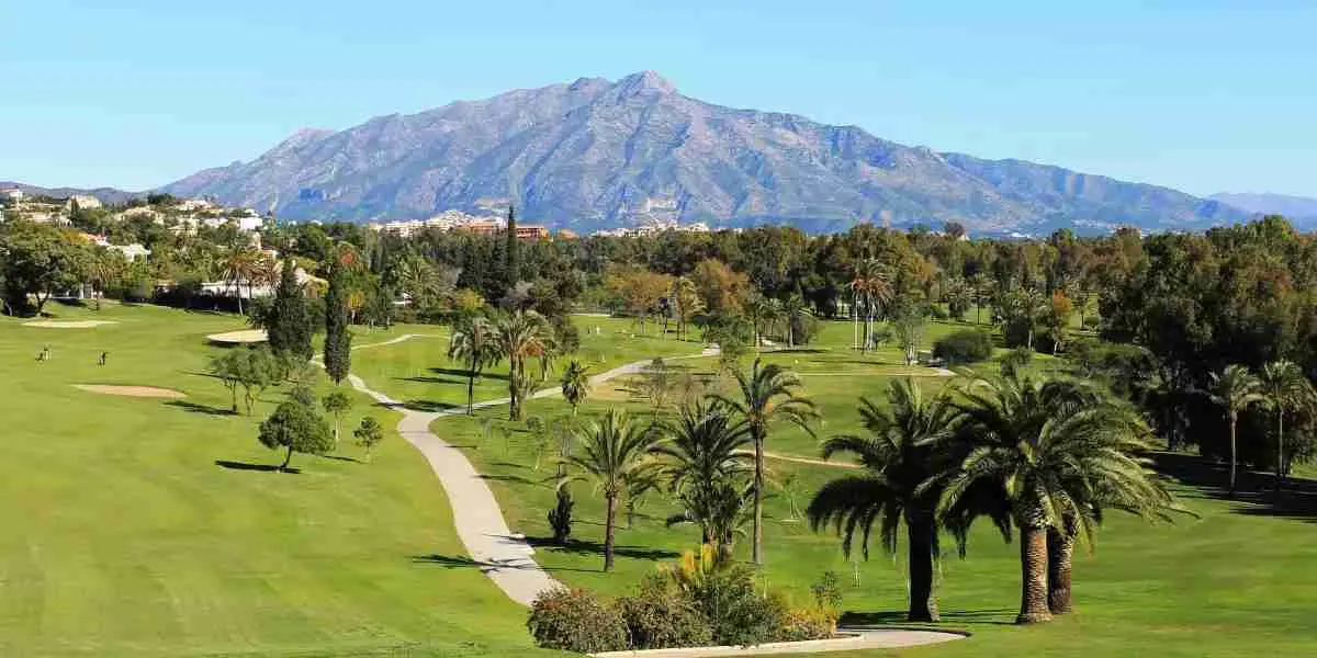 views of paraiso golf course