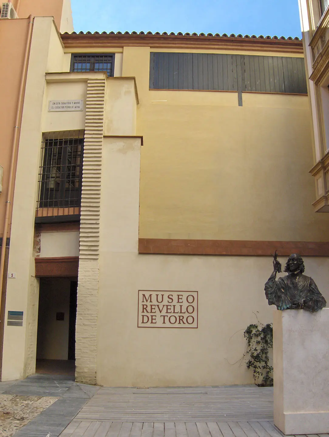 Indgangen til Revello Toro-museet