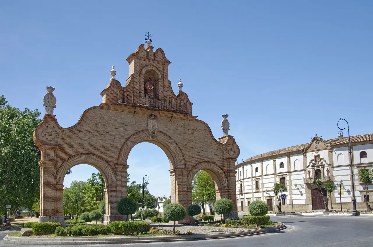 Puerta de Estepa junto a la plaza de toros