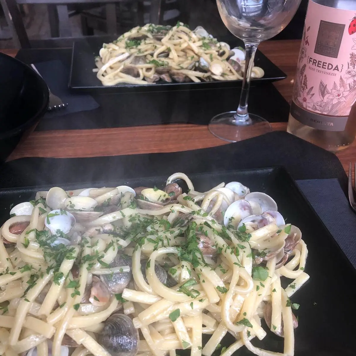 Tasty pasta dishes with seafood at Ristorante Albys