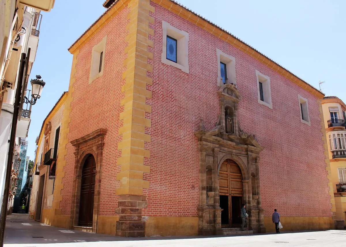 Im Inneren befindet sich das Museum der Semana Santa