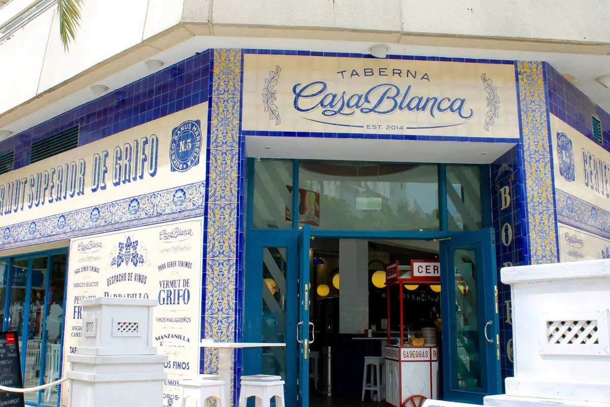 Classic entrance to Taberna Casa Blanca