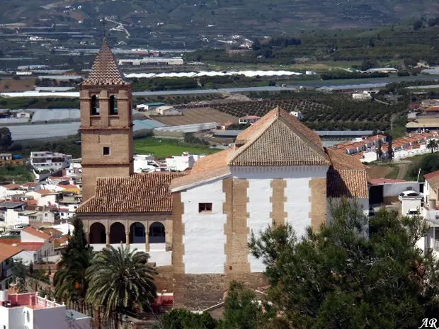 Gevel van de kerk van Santa María