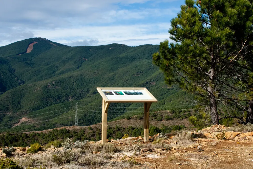 Ruta Puerto de la Artesa, met uitzicht op de bergen van Estepona 