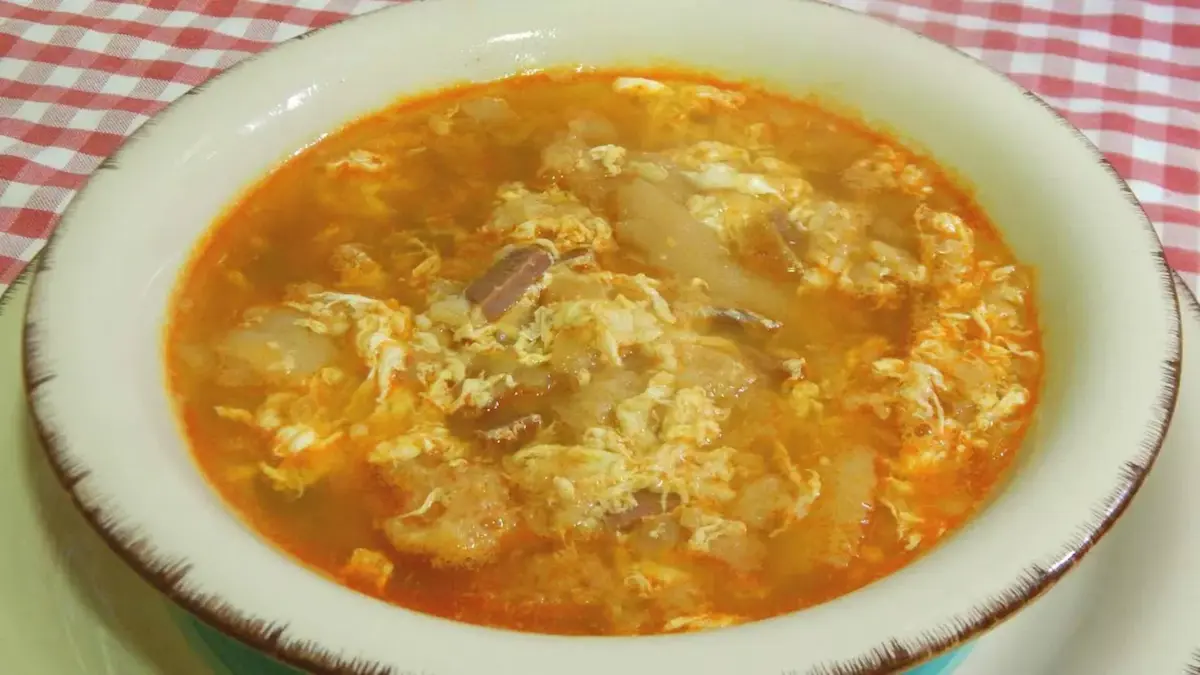 Sopa de Maimones, tradicional plato local