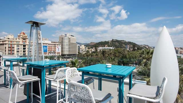 At the Terraza de Valeria, you have views of the port of Malaga | 