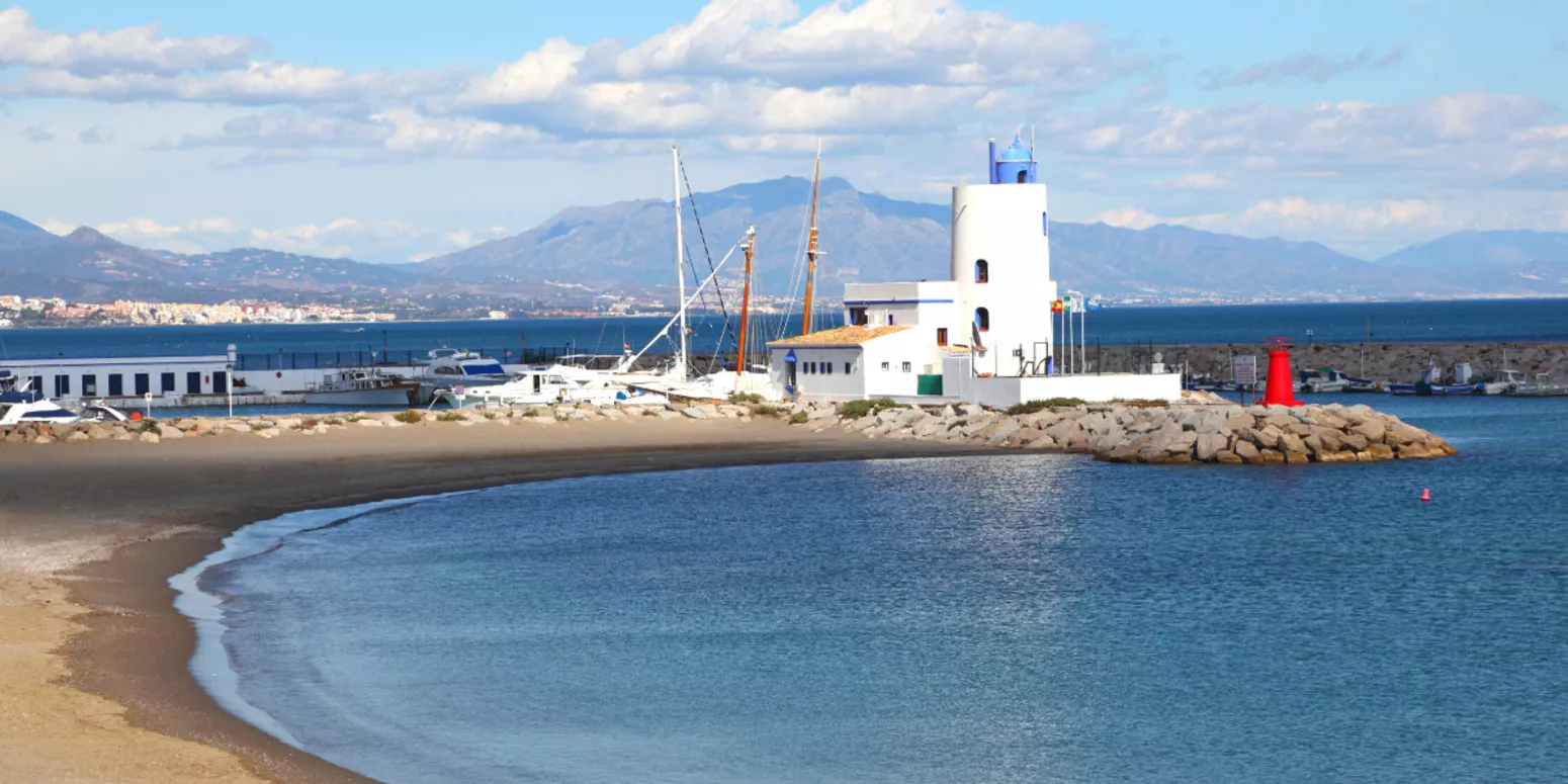 La Duquesa Beach, one of the most visited beaches, with popular restaurants | 
