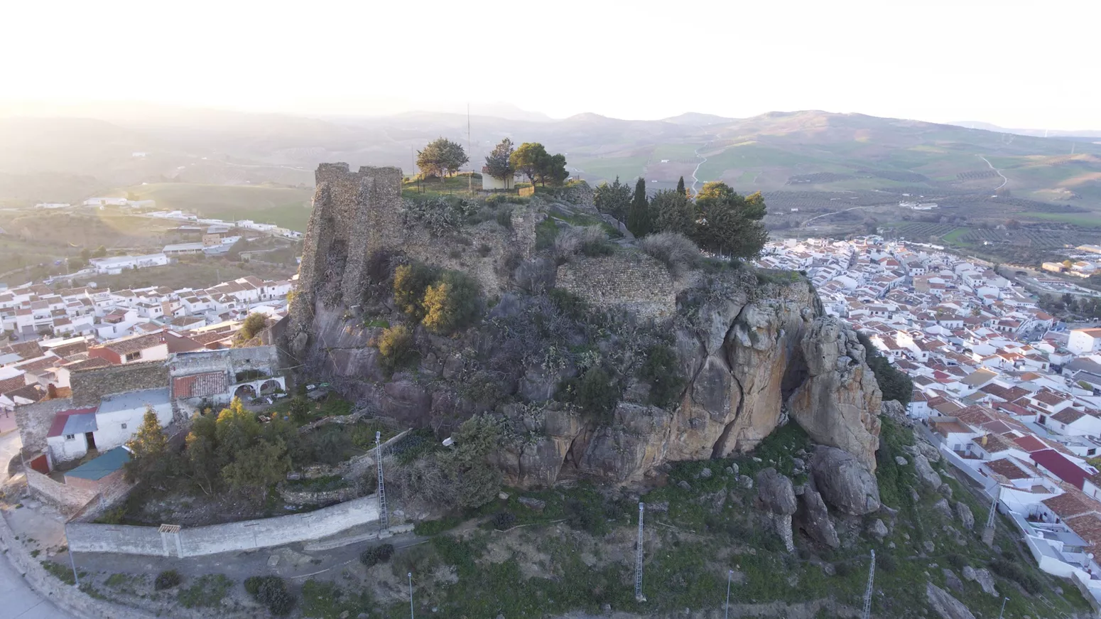 Strategic castle on a hill: Castillo de la Peña 
