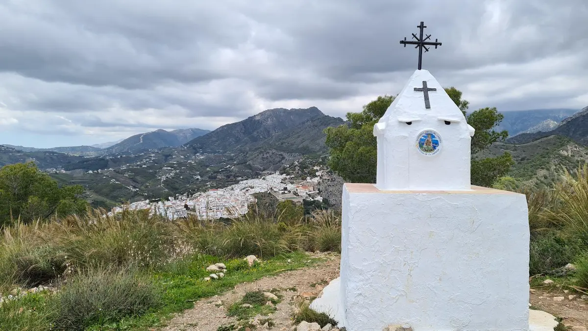 Utsikt från ;Cruz de Pinto;, på toppen av Ruta Blanca