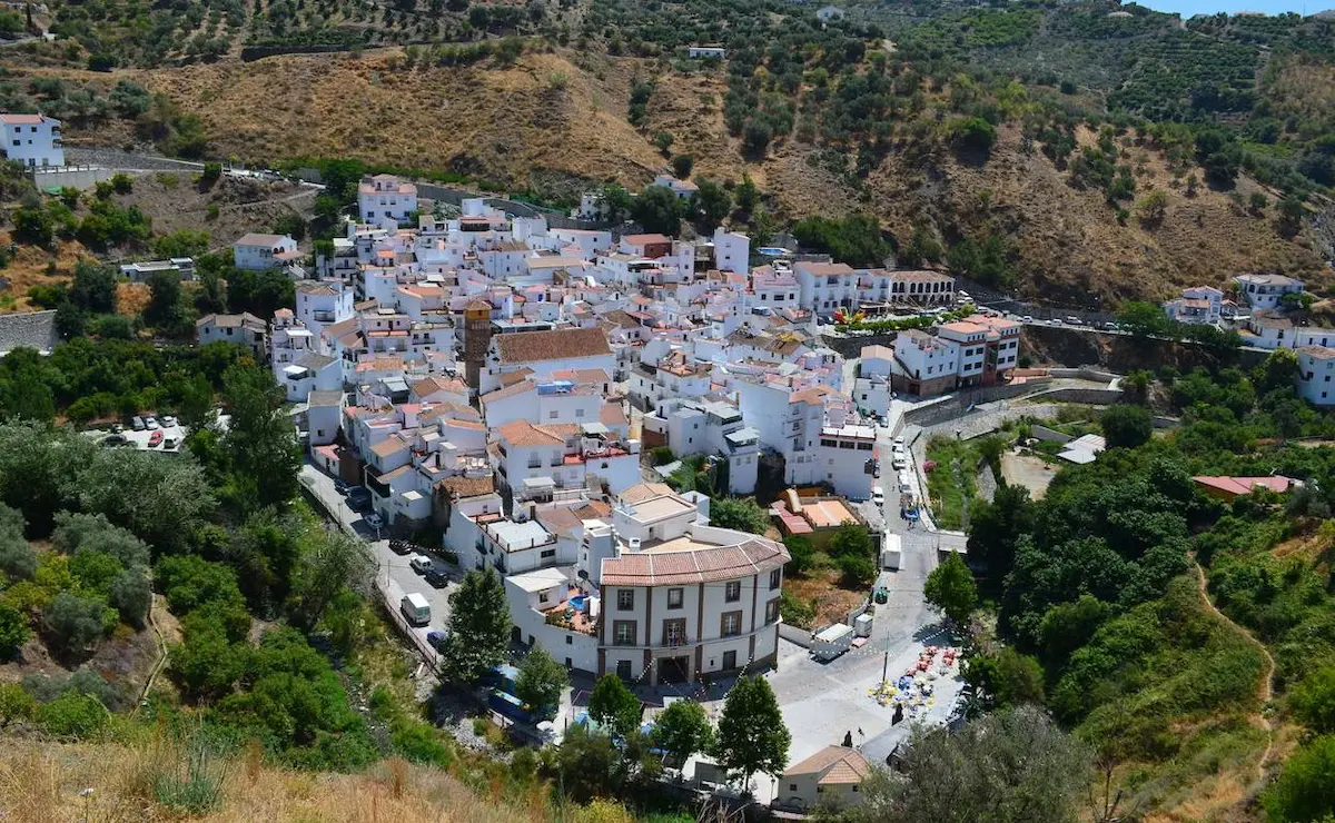 Árchez, een charmant dorp midden in de natuur