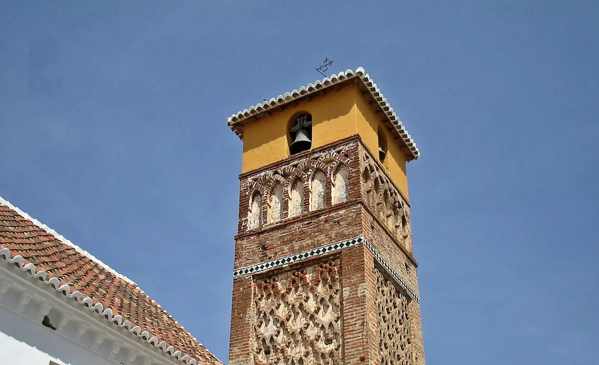 Klokkentoren van de kerk van Nuestra Señora de la Encarnación