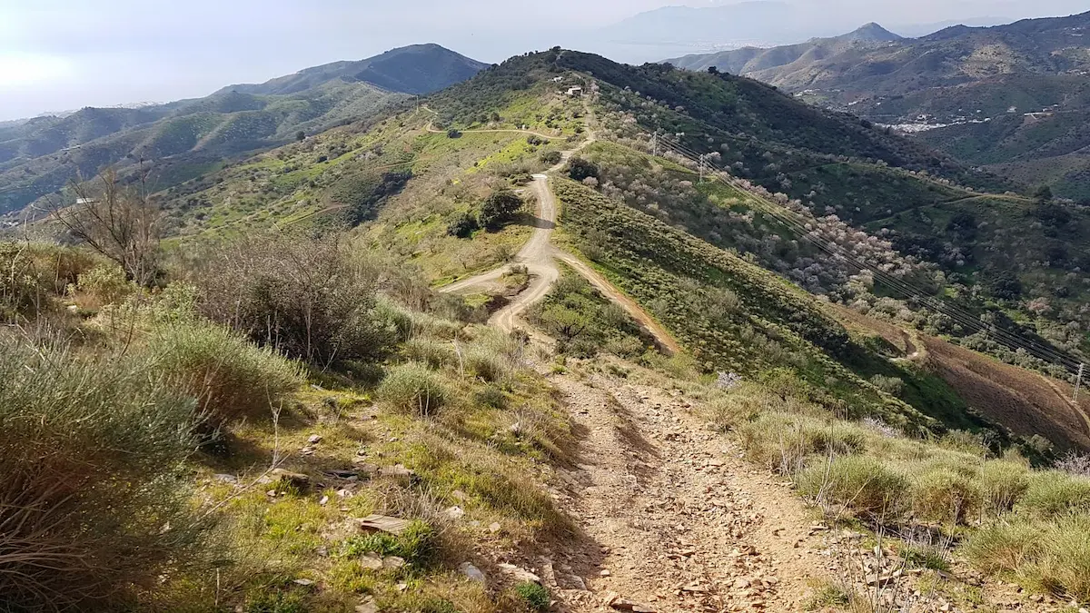 Route van de Cerro Piedras Blancas richting Totalán