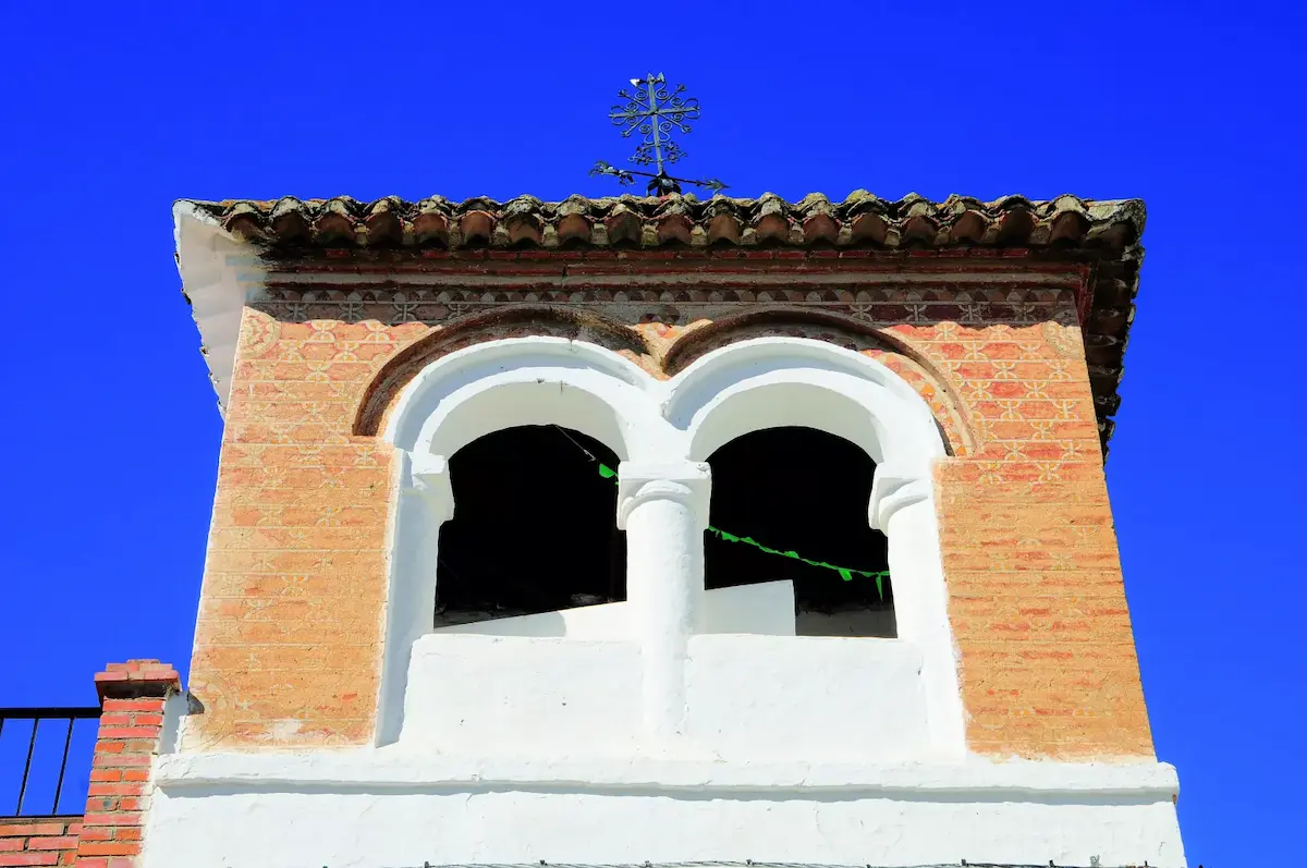 Casa Torreón, dekoreret med mauriske buer og detaljer