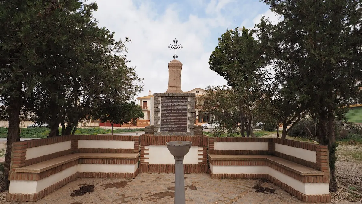 Das Kreuz von Humilladero, ein historisches Wahrzeichen der Rückeroberung