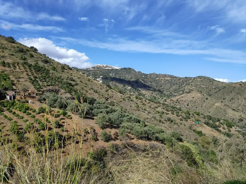 Afbeelding van de route van Cútar naar de Poza de los Deseos (Wensput)