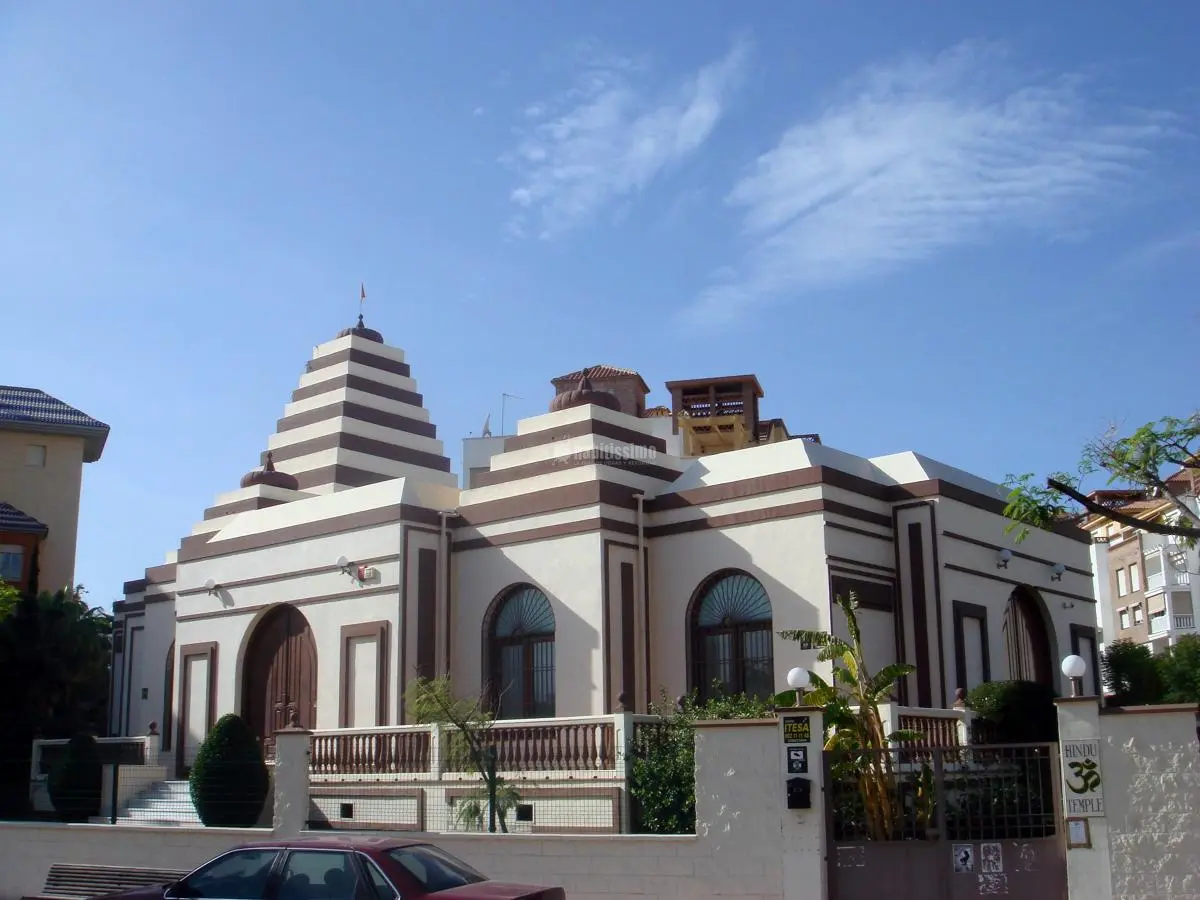 Hindu-Tempel, neben dem Parque de la Paloma