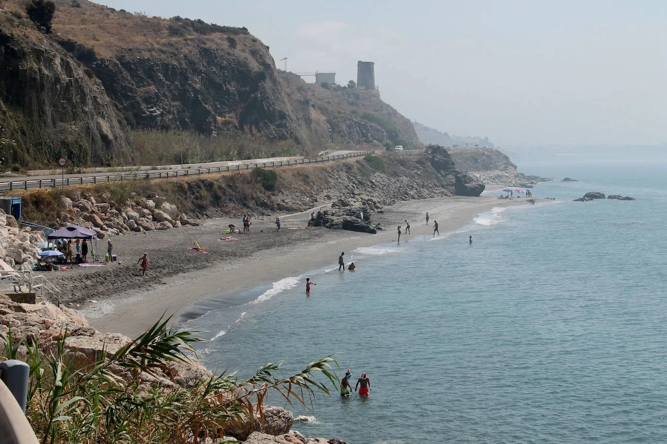 Disfruta de la tranquilidad de la playa de Mazagorrobo