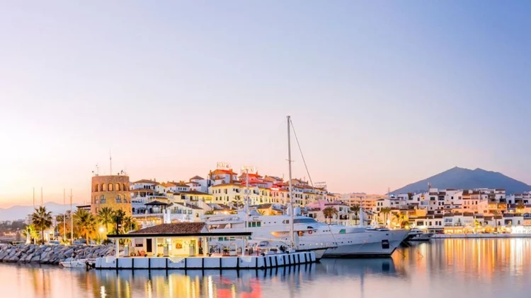 Puerto Banús