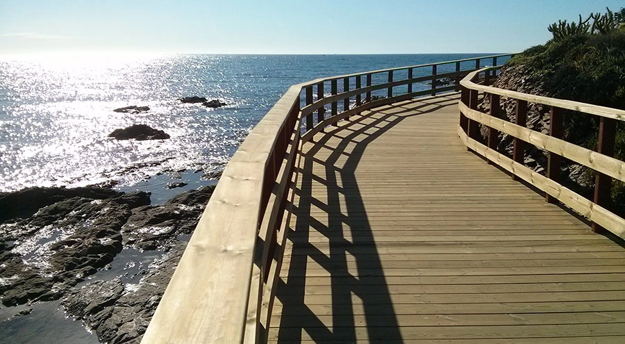 Wandel langs de Senda Litoral en geniet van het uitzicht op de Middellandse Zee
