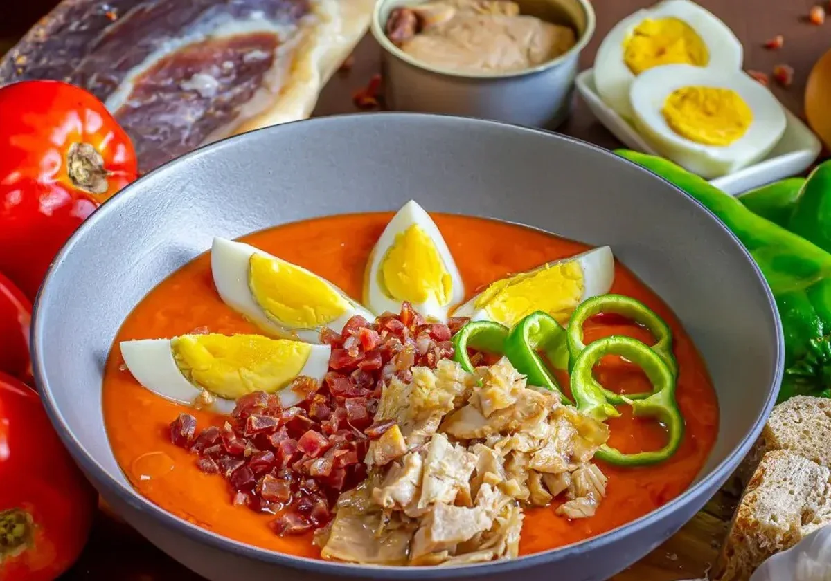 Porra antequerana, densa zuppa di pane e pomodoro tipica di Malaga