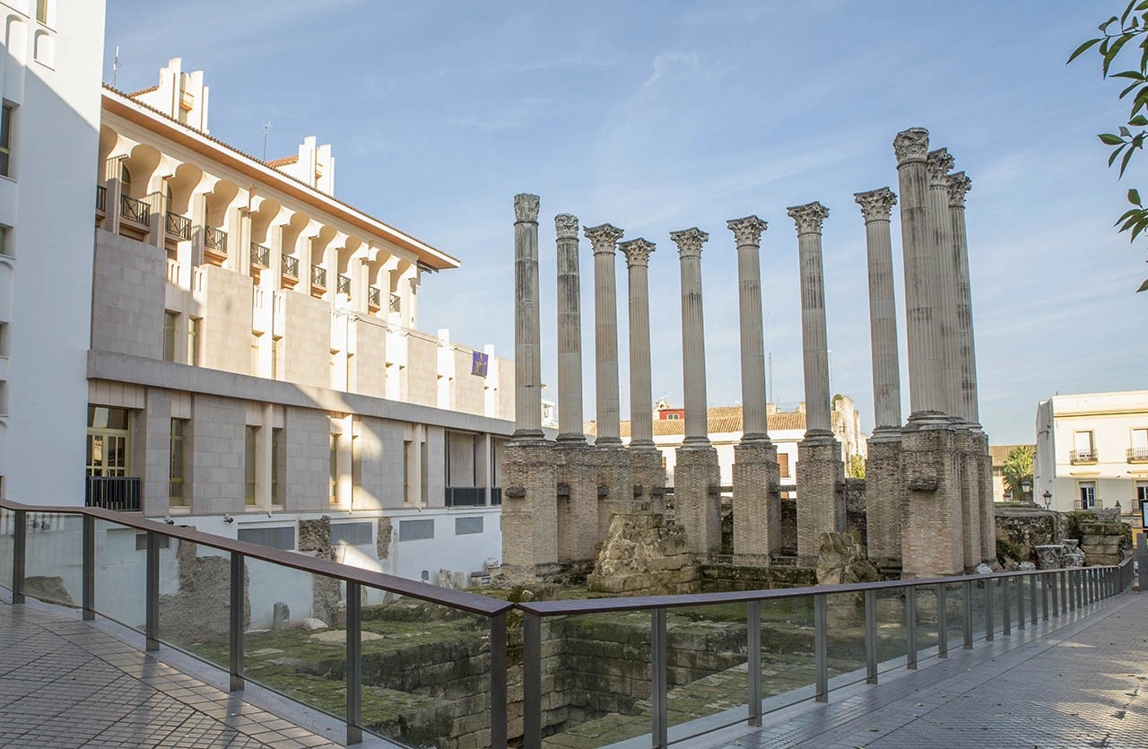 Vista del Templo romano de Córdoba
