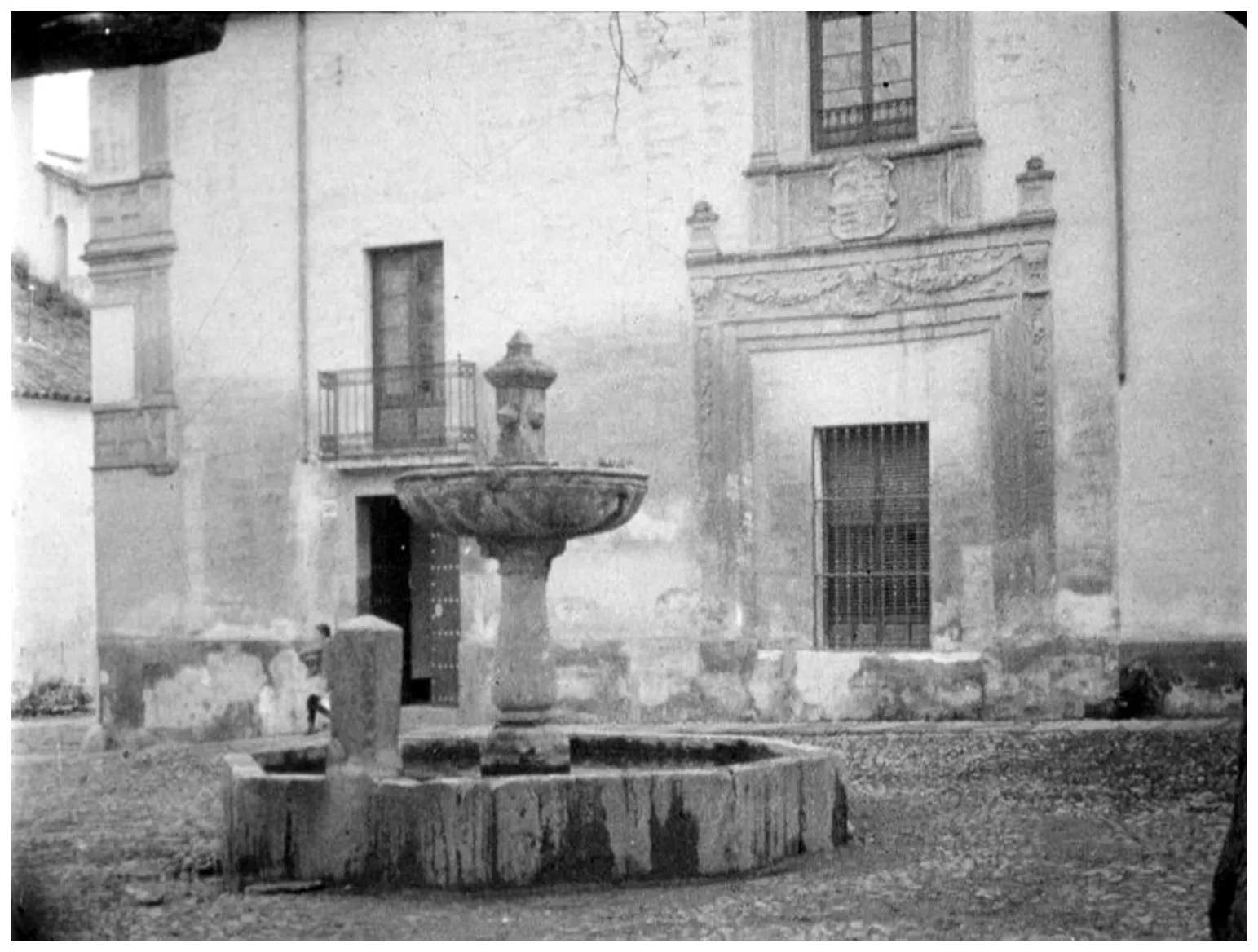 Photo ancienne du Palais des Lunas à Grenade