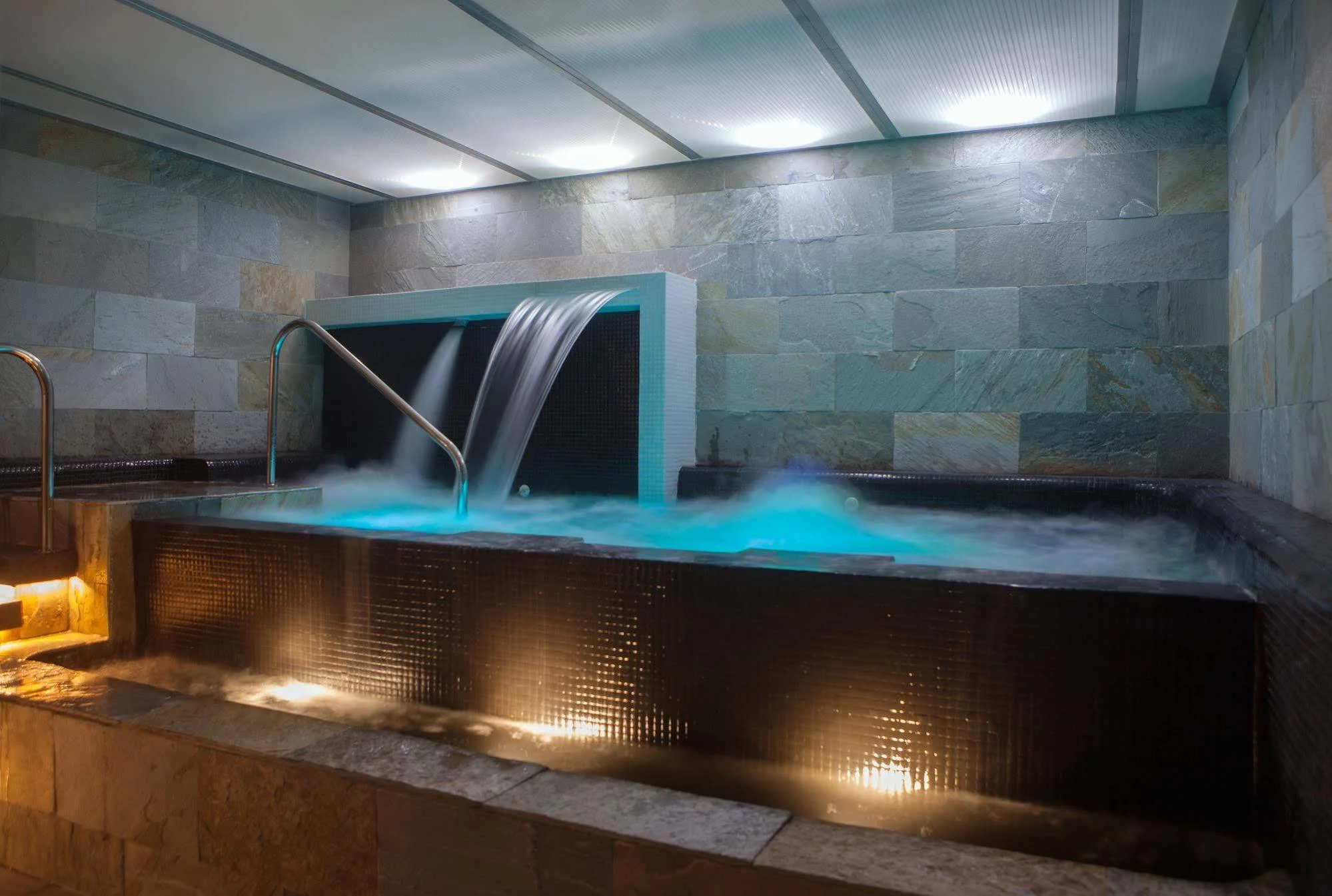 Spa circuit at Hotel Soho Boutique Capuchinos & Spa