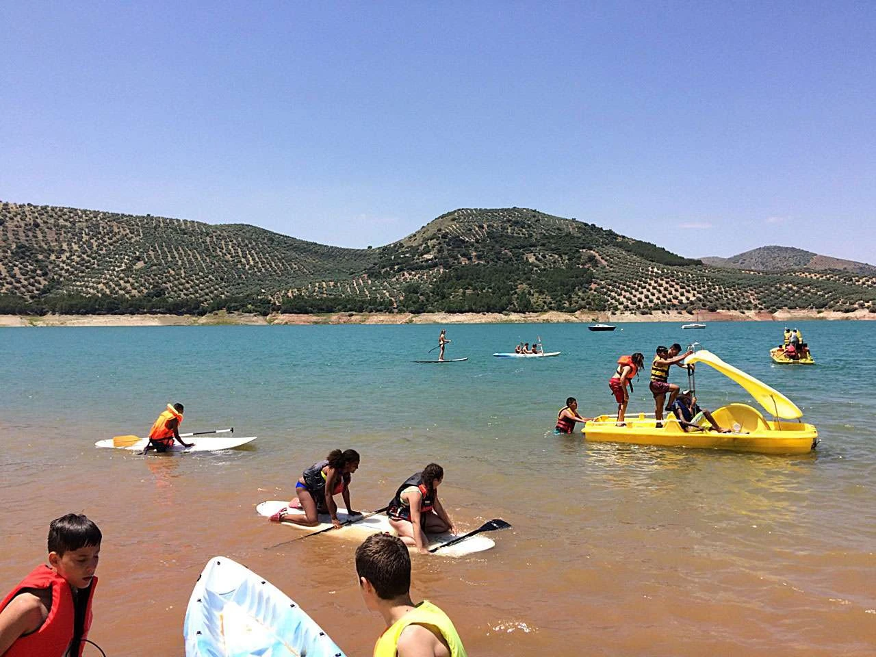 Try the pedal boats at Valdearenas campsite in Iznájar, Córdoba