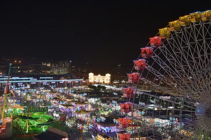 Udsigt over Feria de Málaga fra pariserhjulet