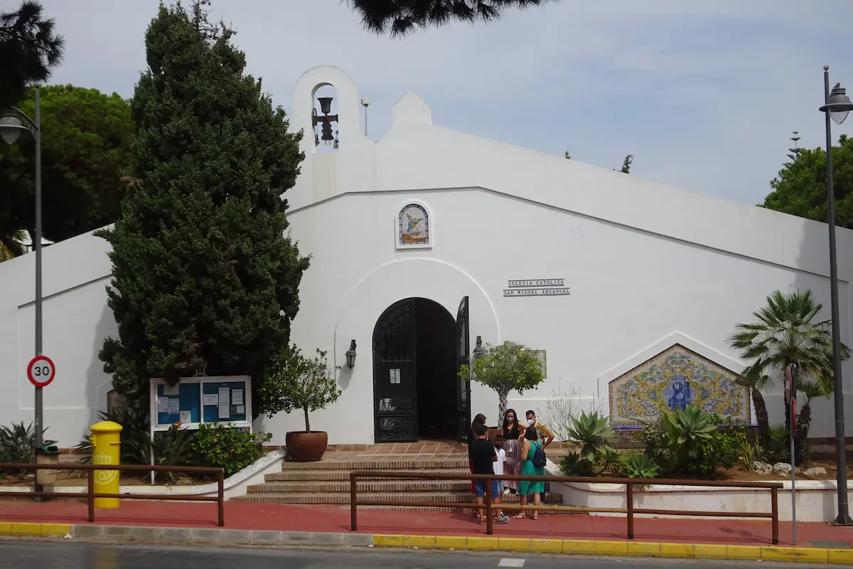 Kościół San Miguel w Sitio de Calahonda
