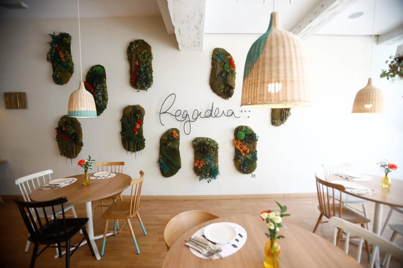 Intérieur de la Taberna Tabgha à Córdoba