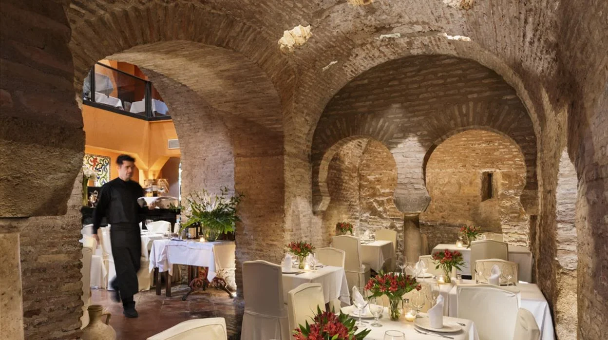 Ancient Arab bath turned into today’s ‘Bar Giralda’