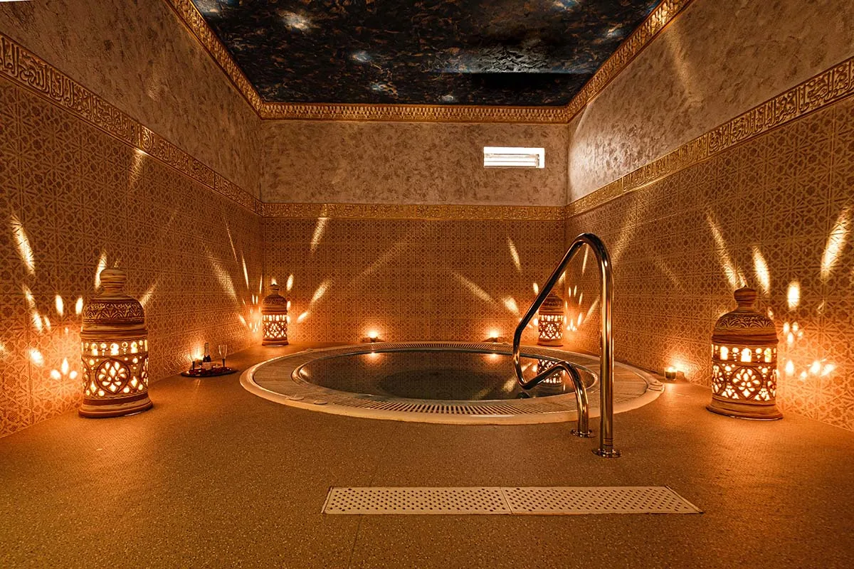 Sens-toi comme dans la Séville du XIIᵉ siècle aux bains arabes Medina Aljarafe